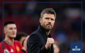 SBOTOP : Michael Carrick Poised to Join Manchester United’s Elite Managers as He Faces Tottenham