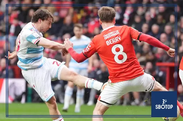 SBOTOP: Oliver Rathbone’s Late Strike Secures 1-0 Victory for Wrexham Over Charlton Athletic