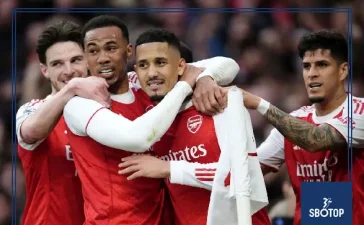 SBOTOP: Gary Neville Warns of Arsenal’s Painful Finish but Says the Title Will Still Be Theirs