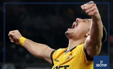 SBOTOP: Andre’s Last-Minute Strike Seals Shocking Wolves Victory Over Reigning Champions Liverpool at Molineux