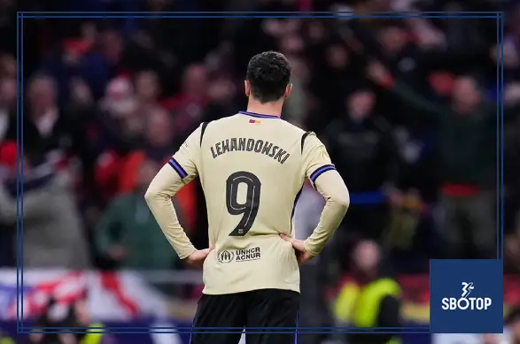 SBOTOP Barcelona’s Striker Hunt: Alvarez in Sight, Obstacles Ahead