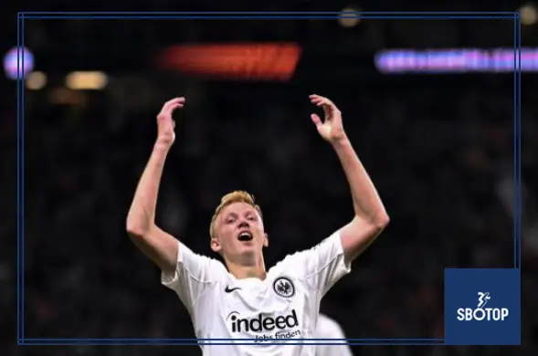 SBOTOP : Hugo Larsson Transfer Priority for Arsenal as They Challenge Top Clubs