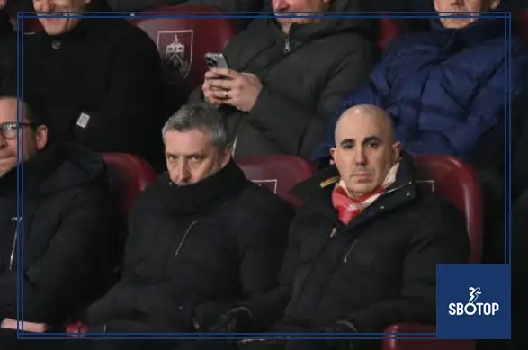 SBOTOP : INEOS and Berrada-Wilcox at Odds Over Manchester United’s Next Head Coach