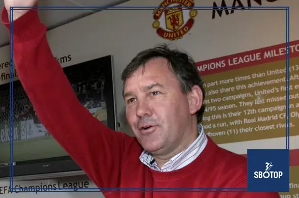 SBOTOP : Manchester United Focuses on Financial Literacy as Carrick Brings Robson to Mentor Young Talent