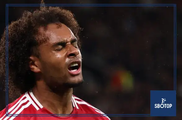 SBOTOP : Manchester United Striker Joshua Zirkzee Could Move to Italian League