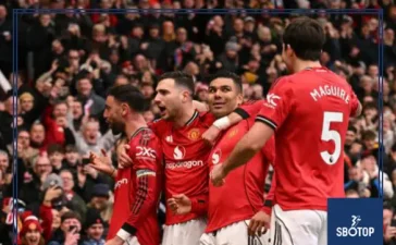 SBOTOP : Manchester United’s Michael Carrick Ties Carlo Ancelotti Record With Six Old Trafford Wins in a Row