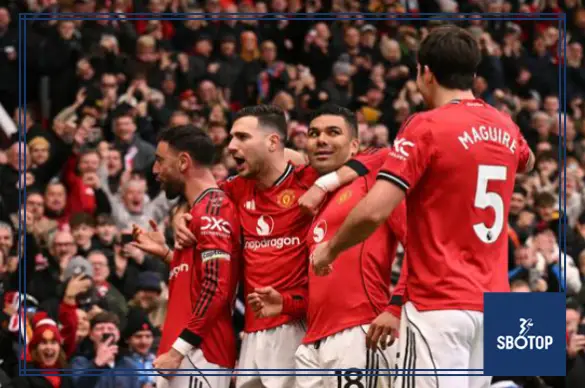 SBOTOP : Manchester United’s Michael Carrick Ties Carlo Ancelotti Record With Six Old Trafford Wins in a Row