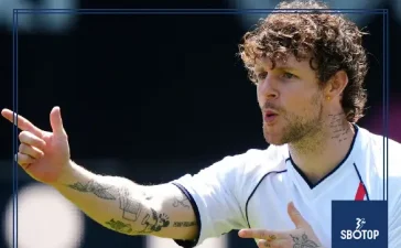 SBOTOP: Tom Grennan Set to Team Up with Roman Kemp for a Special Appearance on Premier League Friday Show