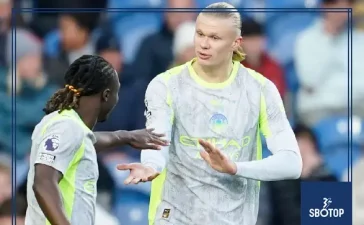 SBOTOP: Gary Neville Says Scrappy Manchester City Win Over Burnley Opens Door for Arsenal in Premier League Title Race