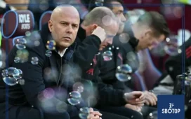 SBOTOP : Arne Slot Updates on Liverpool Star Alexander Isak’s Training Comeback