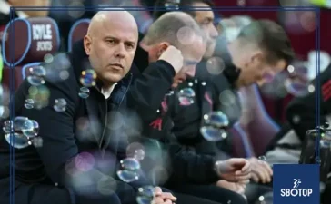 SBOTOP : Arne Slot Updates on Liverpool Star Alexander Isak’s Training Comeback