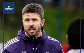 SBOTOP_ Manchester United Would Make a Huge Mistake Letting Michael Carrick Go