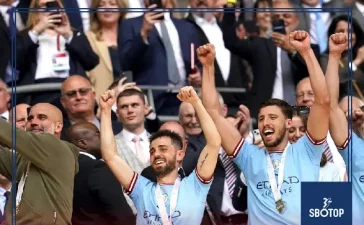 SBOTOP Premier League Race Heats Up: Champions League Europa League and Conference League Spots Hang in the Balance