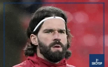 SBOTOP: Juventus Identify Alisson Becker as Priority Summer Target as Liverpool Face Fresh Goalkeeping Transfer Speculation