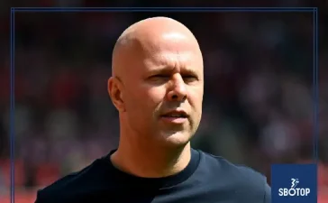 SBOTOP: Arne Slot Confident Over Liverpool Future as Dutch Coach Signals He Expects to Remain at Anfield Next Season