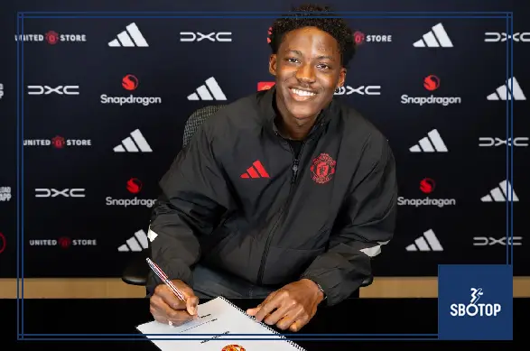SBOTOP: Kobbie Mainoo Commits Future to Manchester United with New Long-Term Deal Running Until 2031