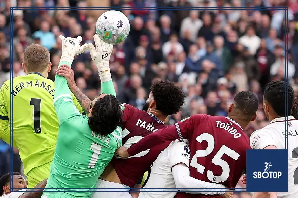 SBOTOP: Gary Neville Labels VAR Call as “Historic Moment” After West Ham’s Disallowed Equaliser Seals Arsenal 1–0 Win