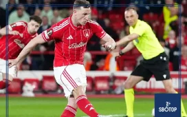 SBOTOP: Chris Wood’s Spot-Kick Seals 1-0 Win for Nottingham Forest as They Edge Aston Villa in Europa League Semi-Final First Leg
