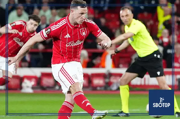 SBOTOP: Chris Wood’s Spot-Kick Seals 1-0 Win for Nottingham Forest as They Edge Aston Villa in Europa League Semi-Final First Leg