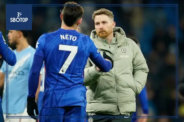 SBOTOP Carragher Sparks Debate, McFarlane Fires Back : “Chelsea Are Not Broken”