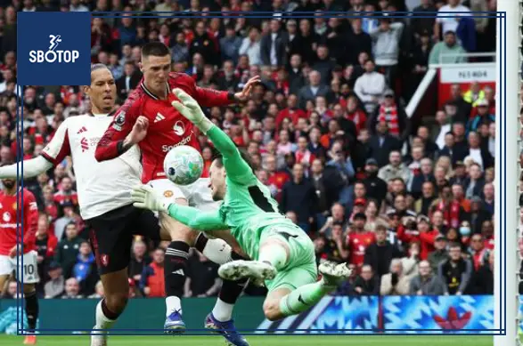 SBOTOP Controversy Erupts: Sesko Goal vs Liverpool Sparks Handball Debate