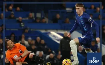 SBOTOP Giggs Backs Shock Move : Man United Urged to Battle Chelsea for Cole Palmer