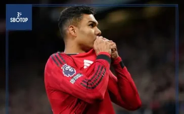 SBOTOP : Shock Clash Erupts as Casemiro Hits Out at Liverpool Legend Jamie Carragher