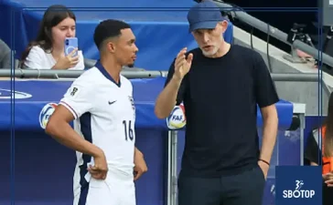 SBOTOP England World Cup Update: Carragher Not Shocked by Alexander-Arnold and Maguire Exclusion After Livramento Injury