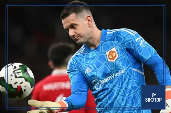 SBOTOP Behind the Scenes: Man United’s Unexpected Move on Heaton Sparks Debate