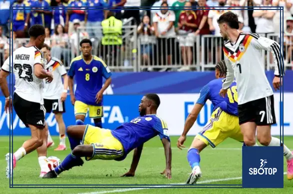 SBOTOP : World Cup Breakout Star Felix Nmecha Sparks Transfer War Between Man United and Liverpool