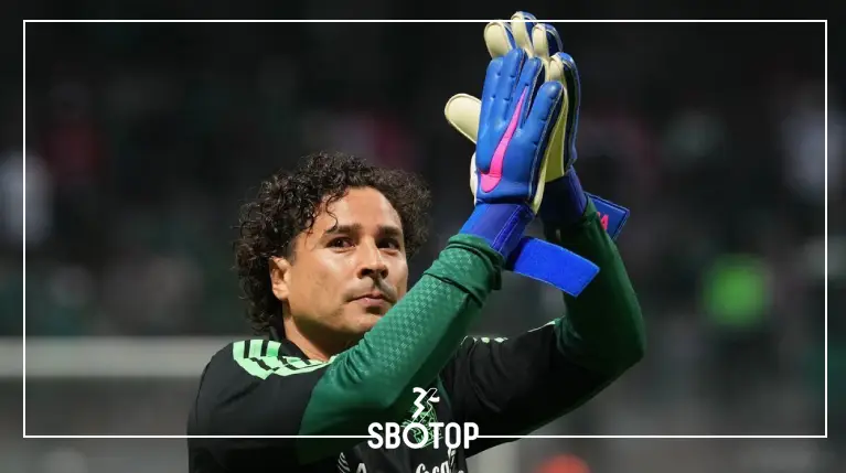 SBOTOP: Guillermo Ochoa: The Legendary Face of Mexico at the World Cup