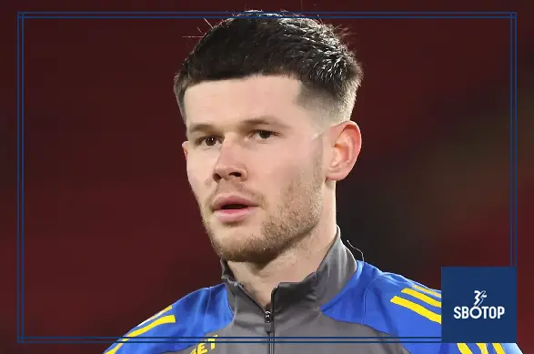 SBOTOP: Arsenal Complete Surprise Free Transfer for Former Leeds Goalkeeper Illan Meslier