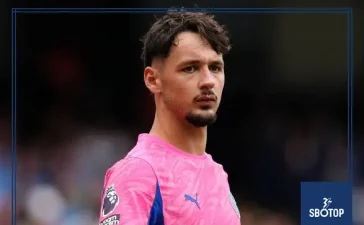 SBOTOP: Leeds United Open Talks with Manchester City Over James Trafford Transfer