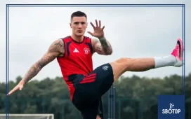 SBOTOP: Benjamin Šeško’s Powerful Transformation Excites Manchester United Fans Ahead of the New Season
