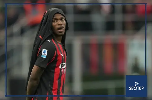 SBOTOP : Fenerbahce Make Their Move for Rafael Leao, But AC Milan Stand Firm