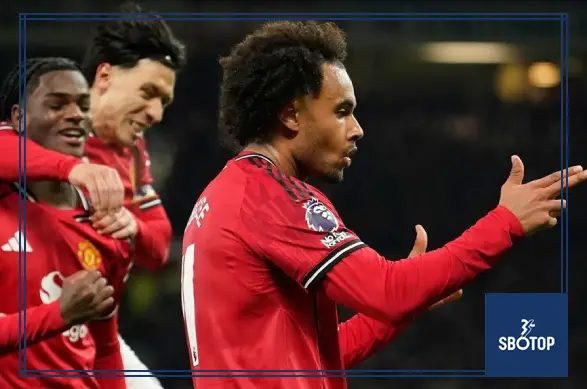 SBOTOP : Juventus Push for Joshua Zirkzee as Manchester United Open Exit Door