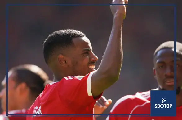 SBOTOP : Liverpool Told to Sign Another Striker Despite Alexander Isak Arrival