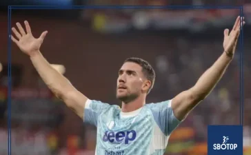 SBOTOP : Manchester United Eye Three Free Transfers Former Juventus Striker Headlines the List
