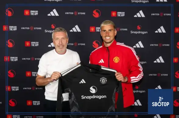 SBOTOP : Manchester United Sign Wales Goalkeeper Karl Darlow on Deal Until 2028