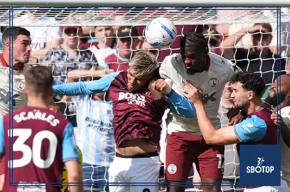 SBOTOP: West Ham United Fall 2-1 to Charlton Athletic as Taty Castellanos Misses Late Penalty in Costly Championship Defeat