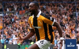 SBOTOP: Hull City Shock Manchester United 2-0 as Newly Promoted Tigers Stun Carrick’s Side in Premier League Opener