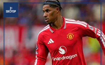 Michael Carrick Lavishes Praise on Marcus Rashford After Ipswich Town Match: A Remarkable Player