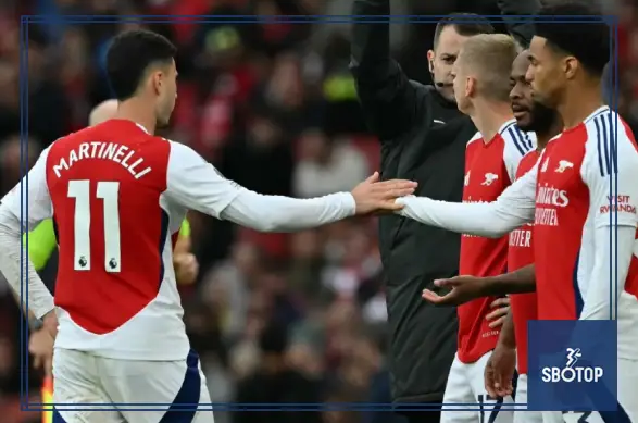 SBOTOP : Arsenal Snub Two Players from Community Shield Squad Are They on the Way Out?