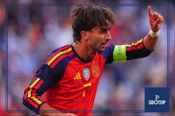 SBOTOP : Ferran Torres Holds the Key to Barcelona's Next Striker Signing