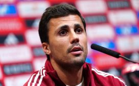 13 SBOTOP: Rodri Highlights Manchester City Players’ Role in Building Their Success