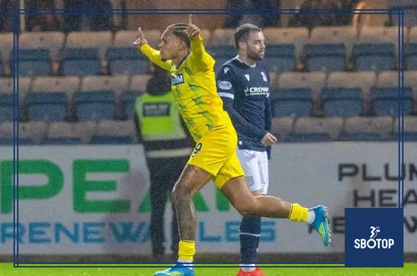 SBOTOP Dundee 1-1 St Johnstone: Late Equaliser Earns Saints a Dramatic Tayside Derby Point at Dens Park
