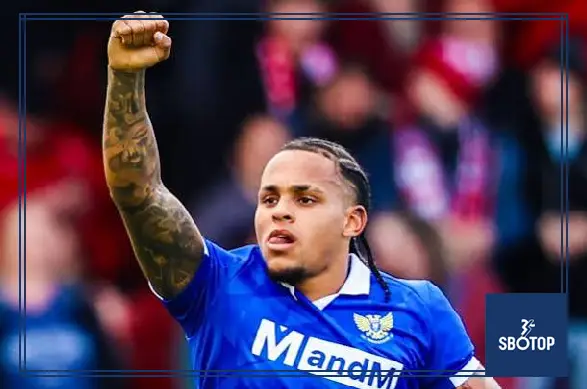 SBOTOP: Fowler Holds His Nerve as Resolute St Johnstone Rise to Fifth at Pittodrie