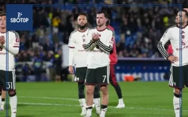 SBOTOP : Carrick Furious as Manchester United Suffer Humiliating 4-1 Defeat Against Como