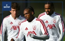 SBOTOP : Steven Gerrard Backs Jeremy Jacquet as Liverpool’s Ideal Virgil van Dijk Successor